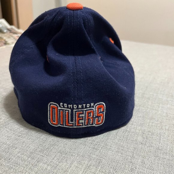 NHL Edmonton Oilers Navy  Hat - Picture 2 of 3